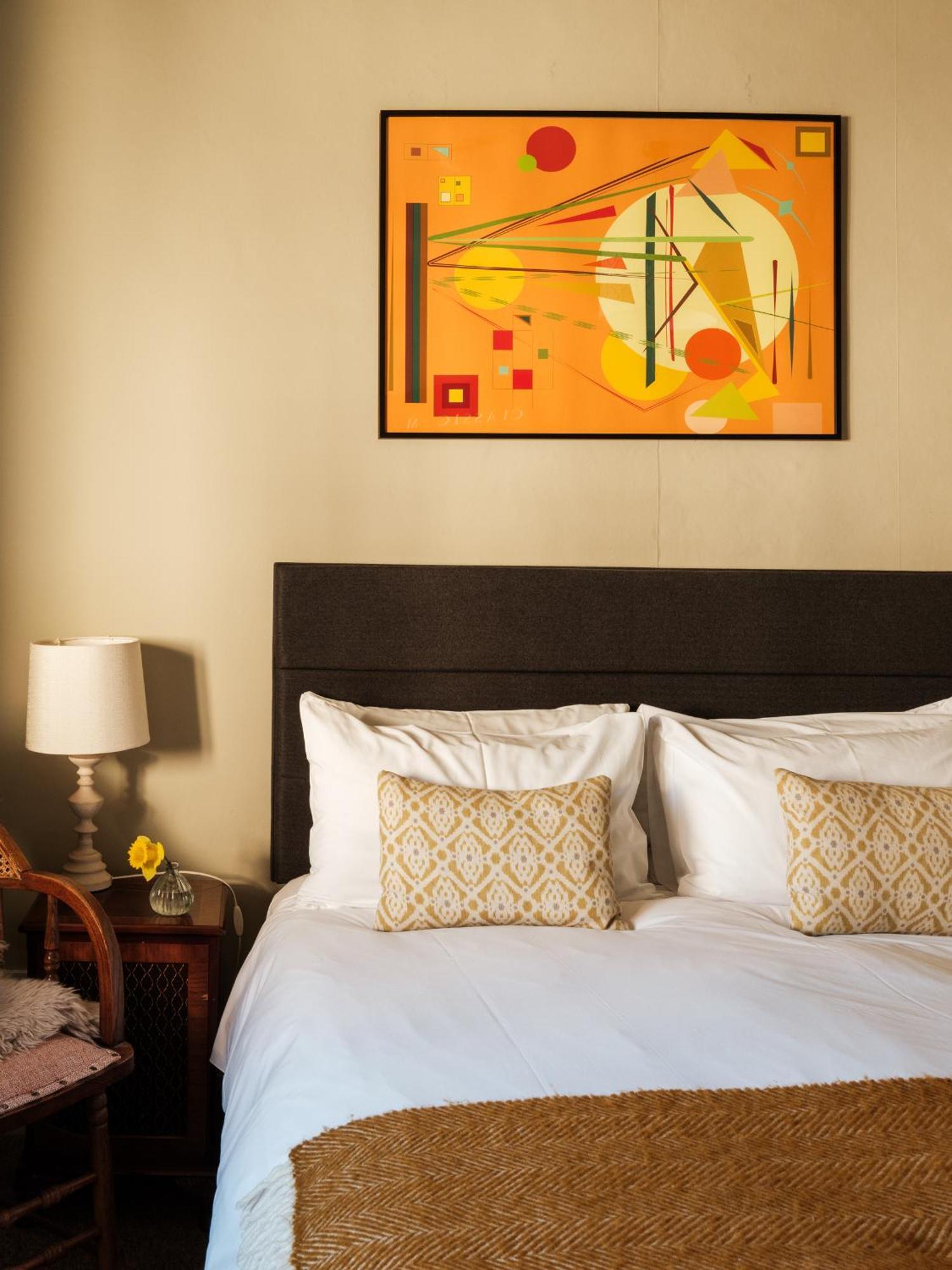 The Grosvenor Arms Hotel Hindon Room photo